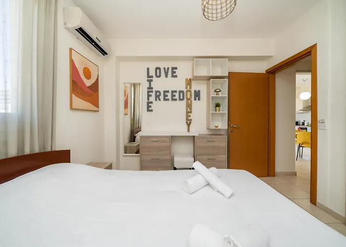 Modern 1 Bedroom Flat *