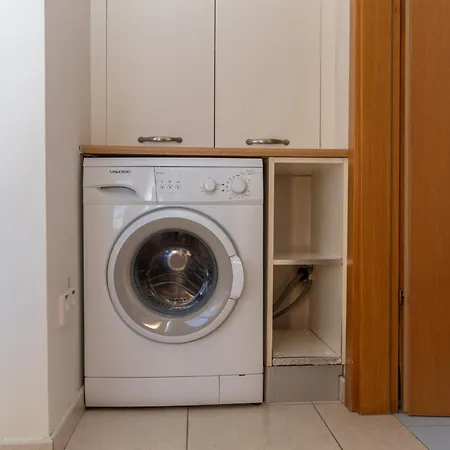 Modern 1 Bedroom Flat Apartament